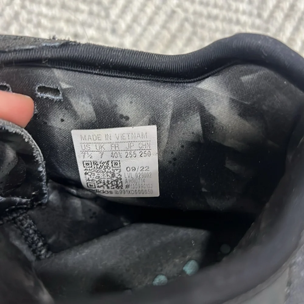 Men’s Adidas shoes
